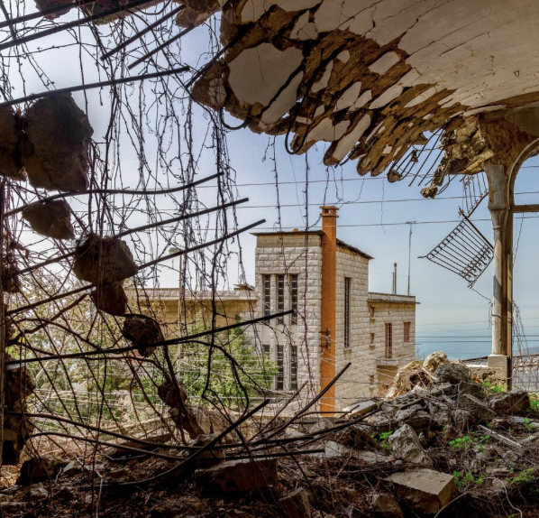 ruinas de edificios colapsados tras el sismo de 1985 en ciudad de méxico simbolizando el fracaso de la justicia y el despertar de los derechos civiles